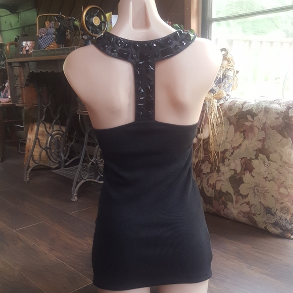 Summer top! - Picture 2 of 2